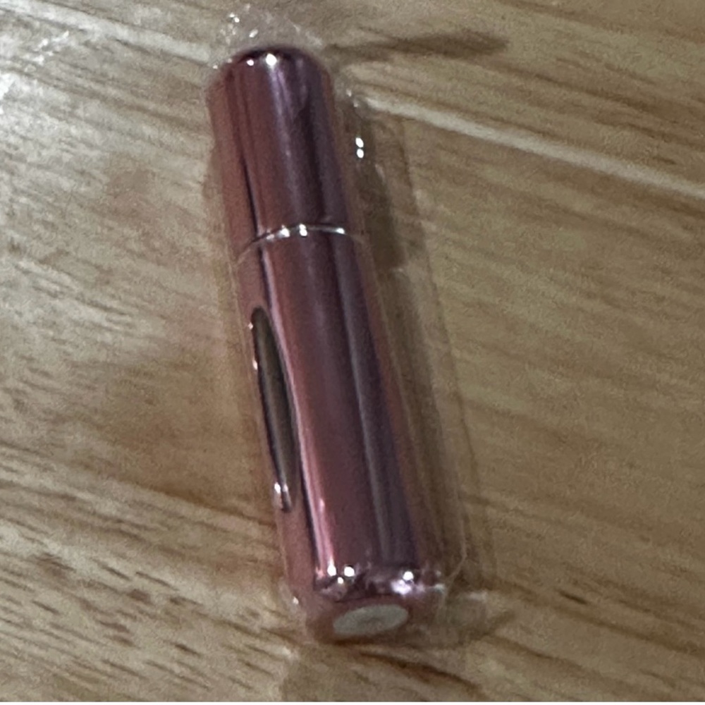 Refillable Travel Spray Bottle Pick Color - Picture 7 of 8